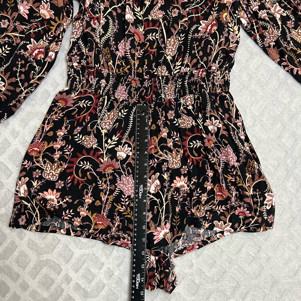 Free People Pretty and Free Bohemian Floral Short Jumpsuit Jumper Off Shoulder M - Picture 14 of 16